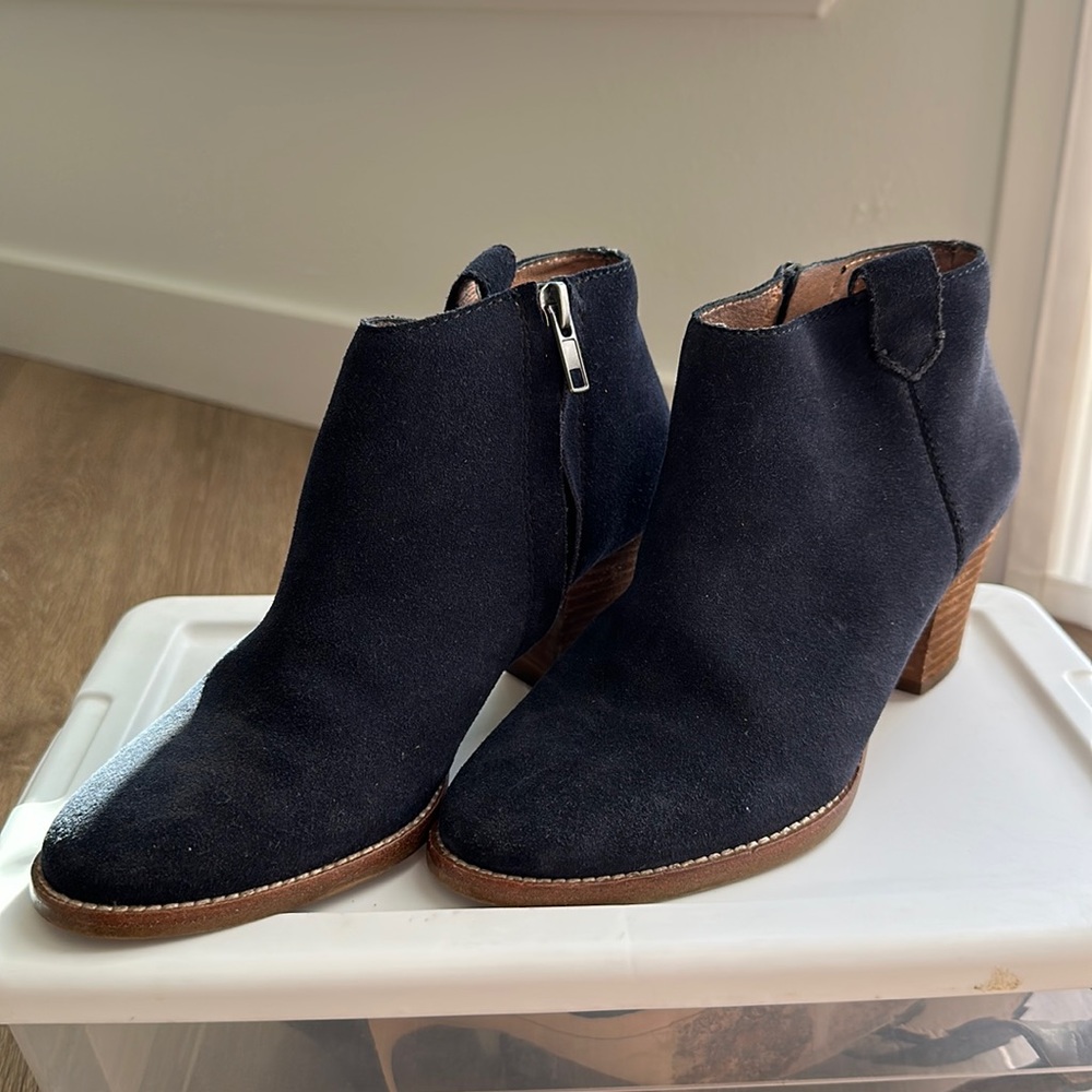 Chic Navy Ankle Booties